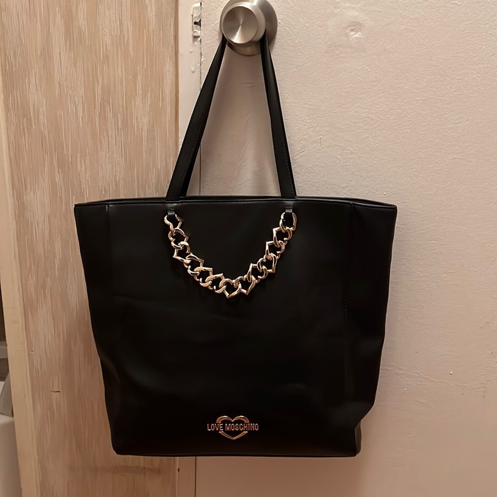 Moschino